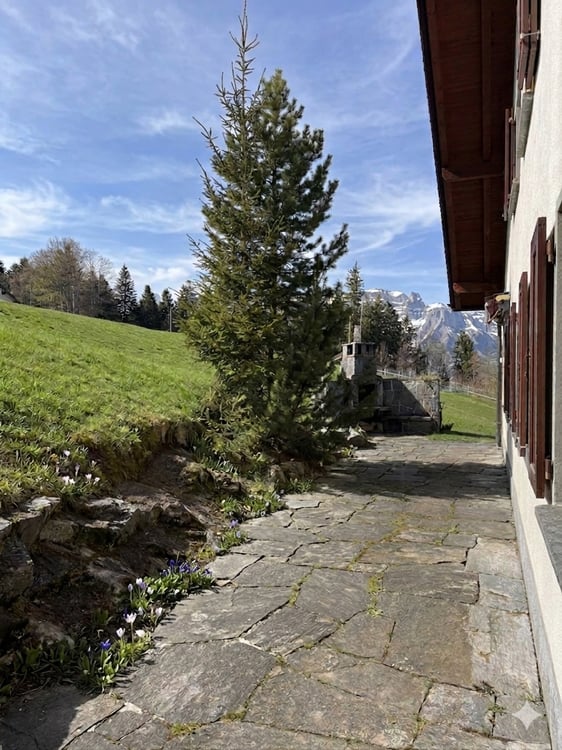 Freistehendes 2-Familienhaus mit Panoramablick in den Flumser Bergen 6