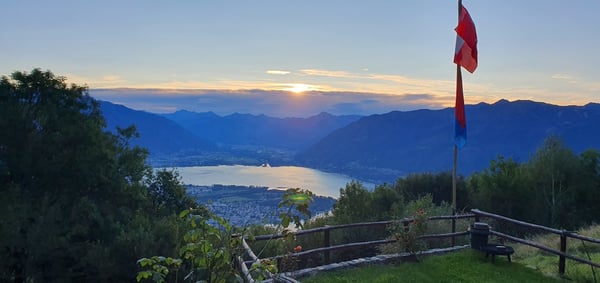 Rustico mit spektakulärer Panorama-Seesicht über dem Lago Maggiore | Ronco sopra Ascona 1