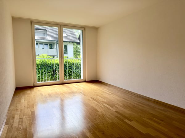 Stilvolle 3.5-Zimmer-Gartenwohnung an ruhiger Lage in Zollikerberg 6
