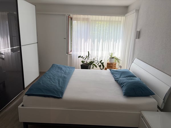 Helle 4.5-Zimmer-Wohnung im Eigentumsstandard mit Balkon und Bastelraum 11