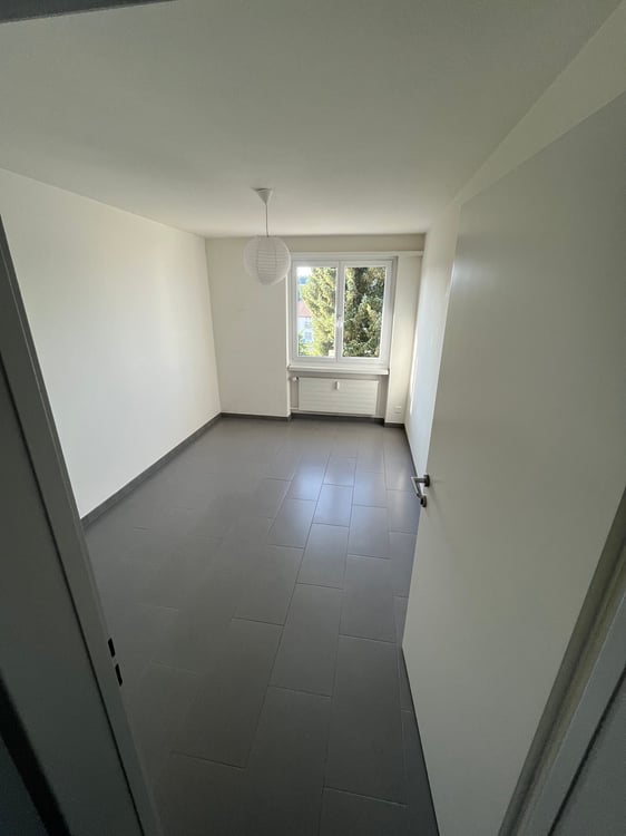 Helle 3.5-Zimmer-Wohnung mit Balkon in Bleienbach – sofort verfügbar! 3