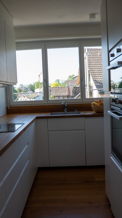 Helle 4.5-Zimmer-Wohnung mit Seeblick in Küsnacht ZH 4