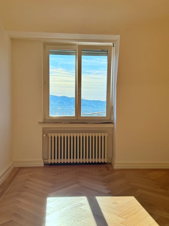 5-Zimmer-Bijou am Zürichberg mit Einzelgarage, 2 Balkonen und wunderbarer Sicht über die Stadt 23