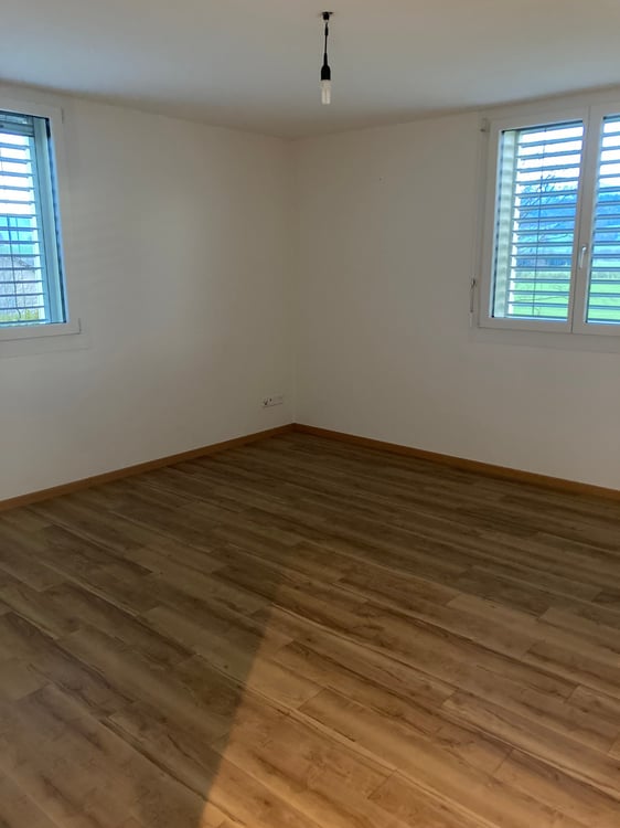 Helle 4.5-Zimmer-Wohnung mit Balkon und schöner Aussicht in Oberrüti 9