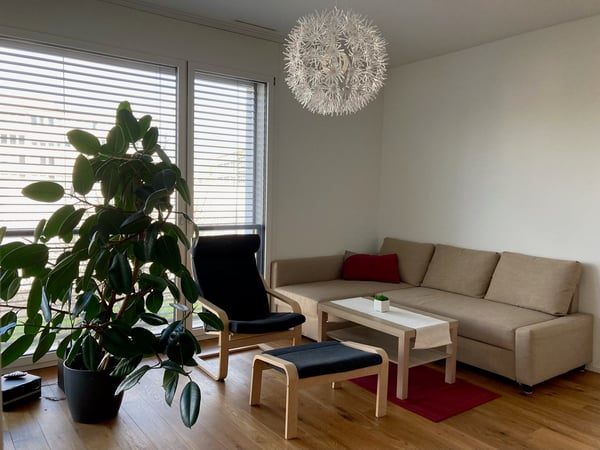 Top Lage und exklusive 2½-Zimmer Wohnung 3