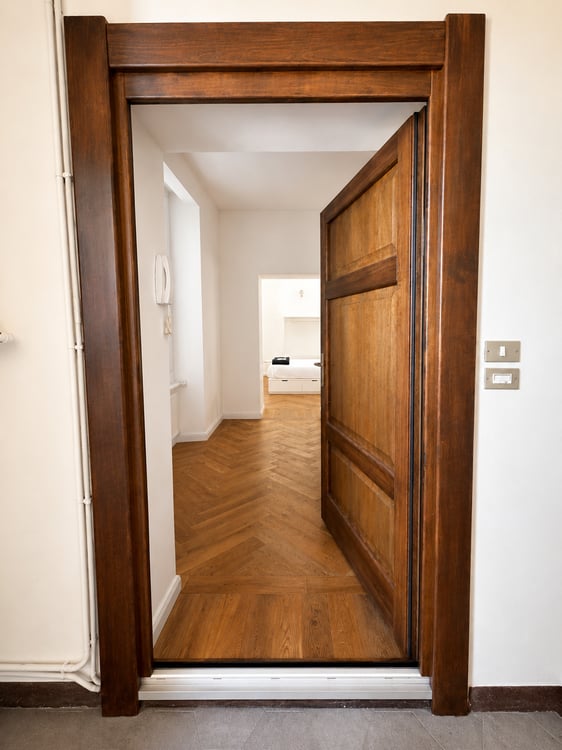 Kernsanierte Ferienwohnung 100m vom See 1