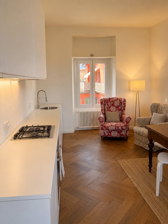 Kernsanierte Ferienwohnung 100m vom See 3