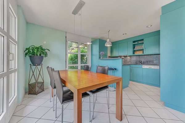 Charmante und grosszügige 4.5-Zimmer-Terrassenwohnung in Meggen befristet zu vermieten. 4