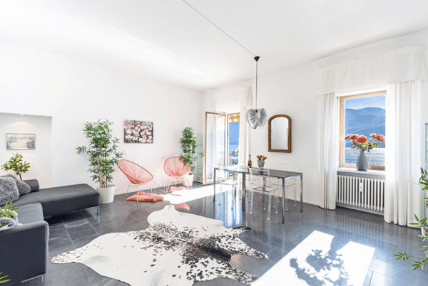 Charmante Dachwohnung in historischer Villa – Brissago, Tessin 3