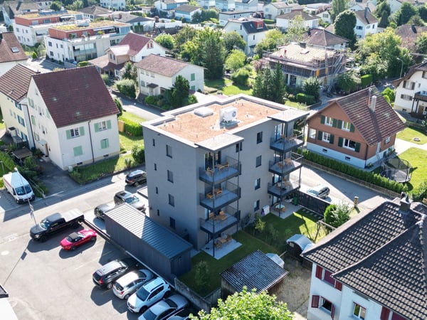 Moderne möblierte 2.5-Zimmer-Wohnung mit Terrasse und Garten in Aarau zu vermieten 5