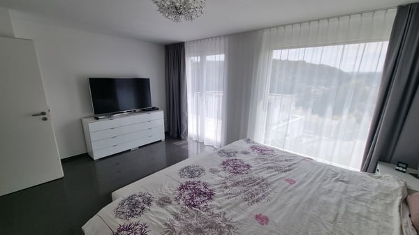 Modernes 5 1/2 Zimmer Einfamilienhaus mit Weitsicht 9
