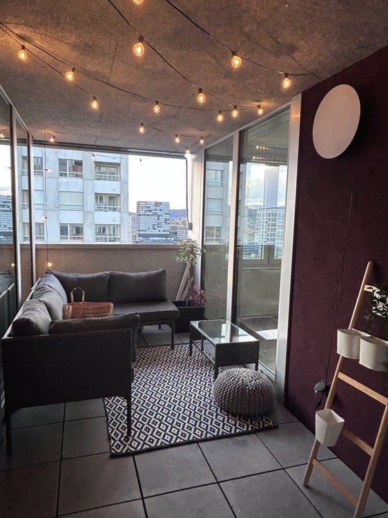 3.5-Room Apartment with Panoramic City Views – Zürich Letzipark 4