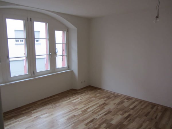 Charmantes Gewerbelokal im historischen Altbau am Oberen Rheinweg, Basel 2