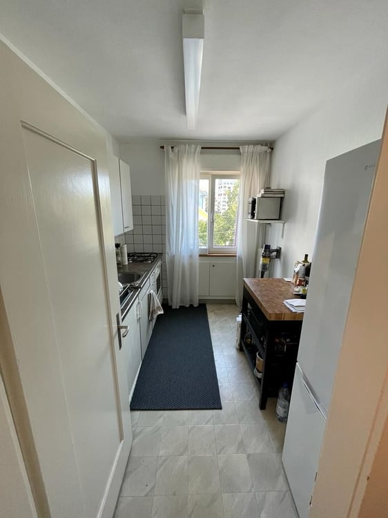 Möblierte 2.5-Zimmer-Wohnung zur Untermiete 3