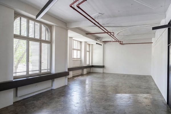 Bürofläche am Helvetiaplatz – zentral, charaktervoll und sofort nutzbar 2