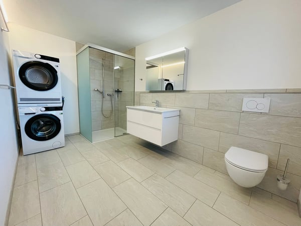 Charmante 2.5-Zimmer-Wohnung in Churwalden – Ruhige Lage mit Bergblick 3
