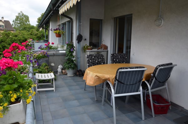 6.5 Zimmer Familienoase 168 m2 Winterthur Seen mit Balkon 14 m2, 2 Bäder saniert und Garage 13