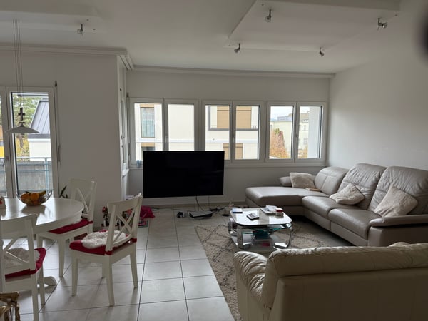 6.5 Zimmer Familienoase 168 m2 Winterthur Seen mit Balkon 14 m2, 2 Bäder saniert und Garage 5