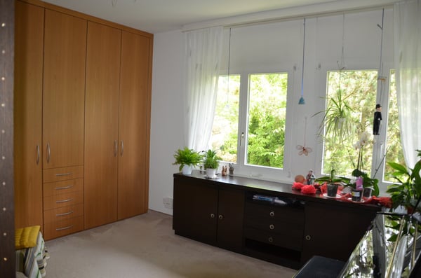 6.5 Zimmer Familienoase 168 m2 Winterthur Seen mit Balkon 14 m2, 2 Bäder saniert und Garage 12
