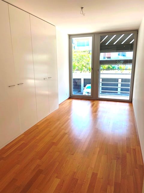 Moderne 4.5 Zimmer Wohnung an ruhiger Lage mit Balkon 11