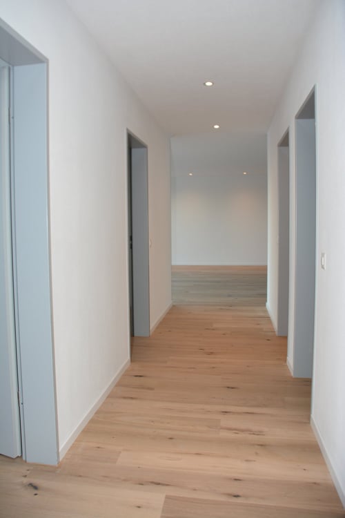 Moderne 4.5-Zimmerwohnung mit herrlicher See- und Weitsicht 14