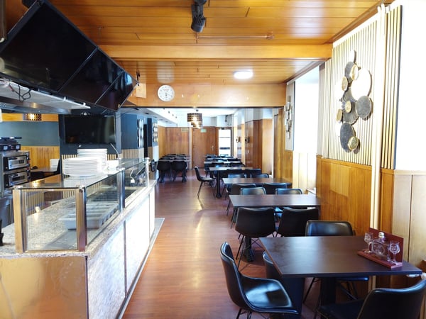Charmantes Café/Restaurant-Lokal zur Miete in Winterthur-Töss 4