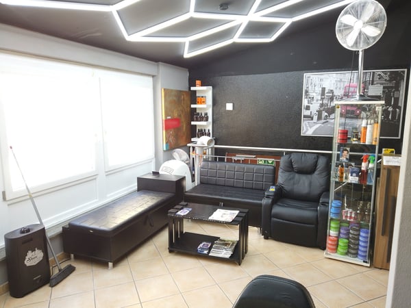 Gewerbefläche für Friseursalon an der Zürcherstrasse in Winterthur 6