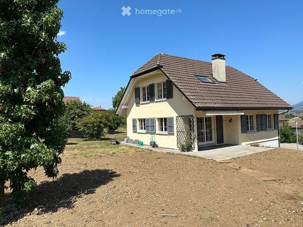 Maison familiale 6.5 pièces avec grand jardin privatif + Garage et PP