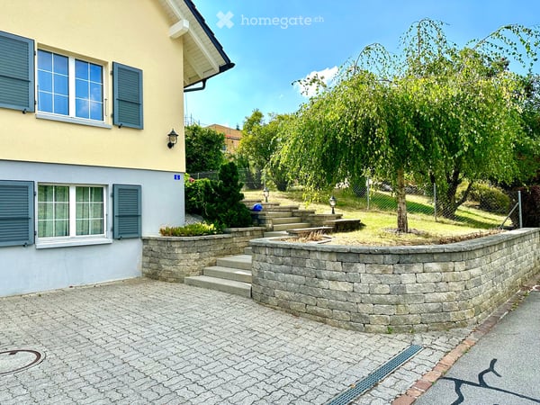 Maison familiale 6.5 pièces avec grand jardin privatif + Garage et PP 10