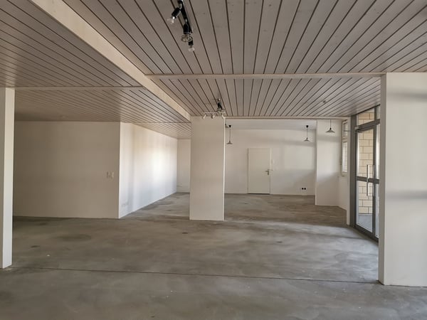 Gewerberaum oder Büro in der steuergünstigen Gemeinde Maur 2