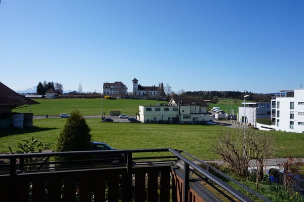 Chalet mit Entwicklungspotenzial an bevorzugter ruhiger Lage 5
