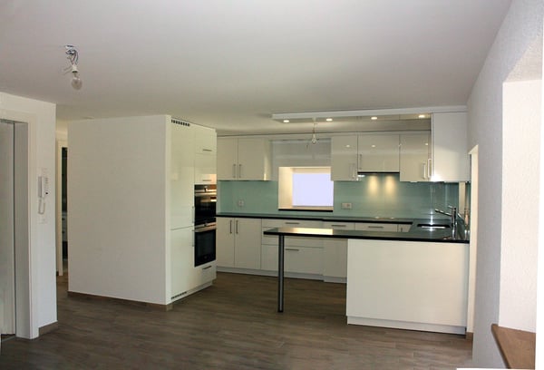 Duplex lumineux de 5.5 pièces avec vue et terrasse à Savigny 6