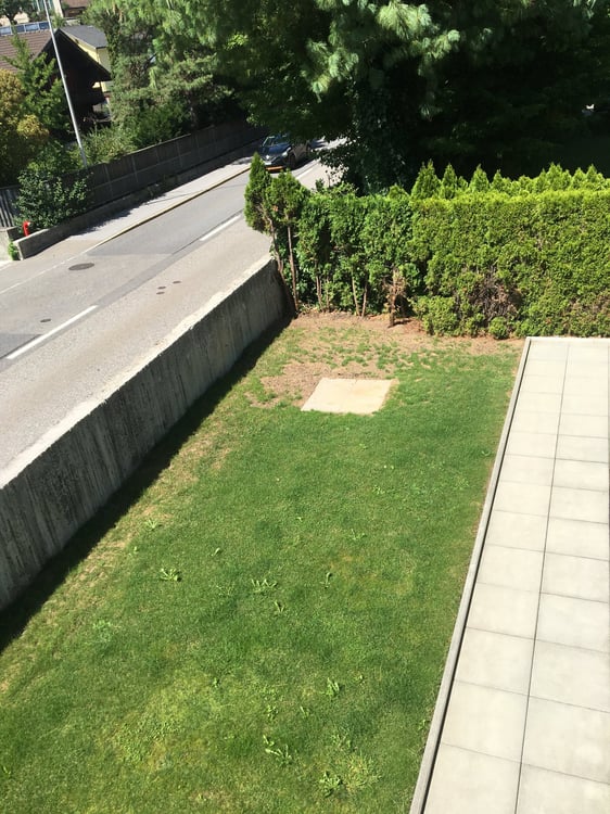 4.5-Zimmer-Eckhaus mit Garten, Wohnküche und Cheminée in Mitlödi 8