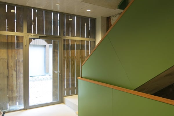 Moderne 2.5-Zimmer-Neubau-Loft-Wohnung mit Balkon und schöner Aussicht ins Grüne in Nänikon, Uster 5