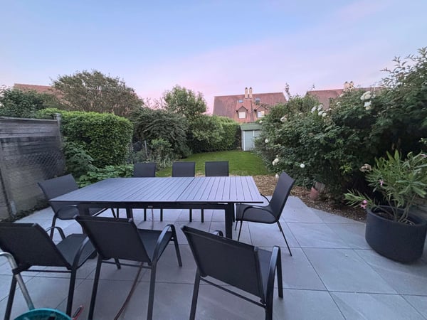 Lumineuse maison avec jardin, proche du lac, de la gare et des commerces (4,5 pces + 1,5 pces) 3
