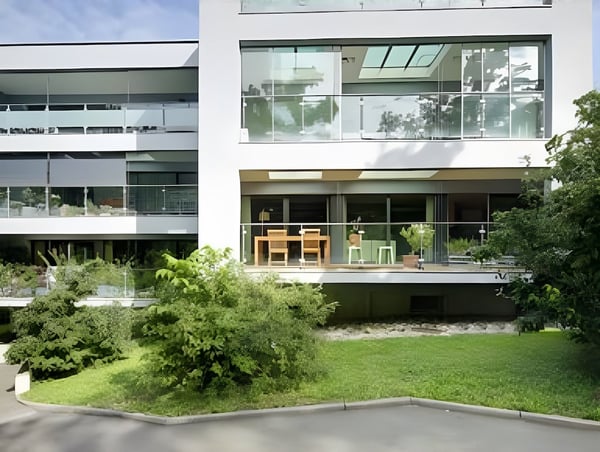 Grosszügige 4.5 Zimmer Wohnung mit grossem Balkon in beliebtem Wohnquartier 6