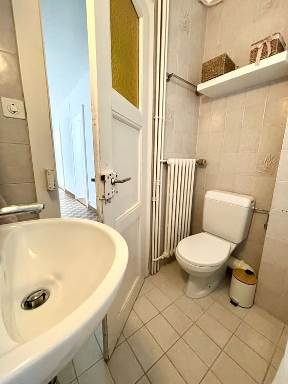 Duplex 6 pièces 130 m² – Jardin, balcon, école en face – CHF 2'500/mois CC 19