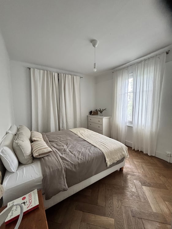 Duplex 6 pièces 130 m² – Jardin, balcon, école en face – CHF 2'500/mois CC 13