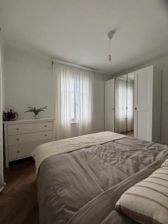 Duplex 6 pièces 130 m² – Jardin, balcon, école en face – CHF 2'500/mois CC 12