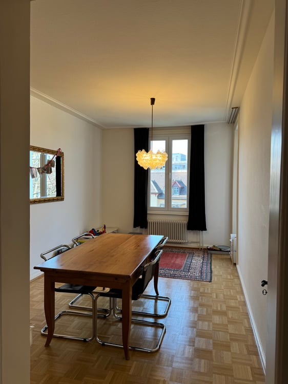 Urbaner Luxus im Gundeli: Loft-Maisonette mit historischem Charme 6