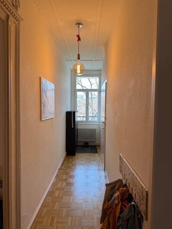 Urbaner Luxus im Gundeli: Loft-Maisonette mit historischem Charme 13