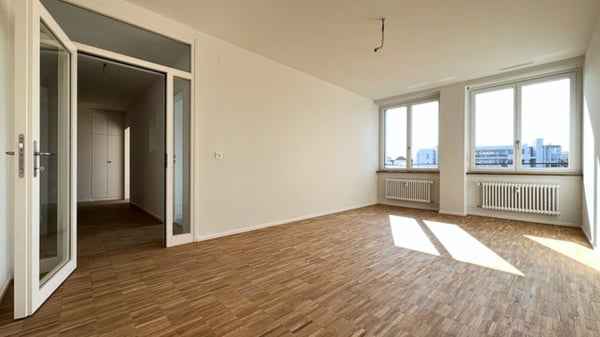 Zentral, modern & hell – wohnen im ikonischen Rialto Basel 2