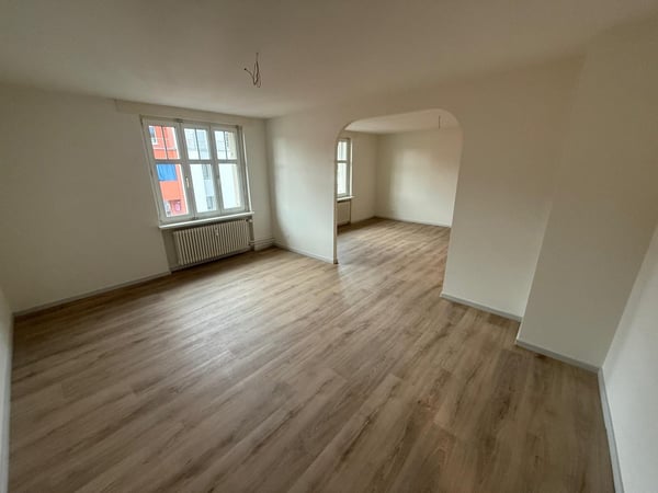 Charmante 4-Zimmer-Altbauwohnung mit 2 Balkonen in Basel – ab September 2026 7