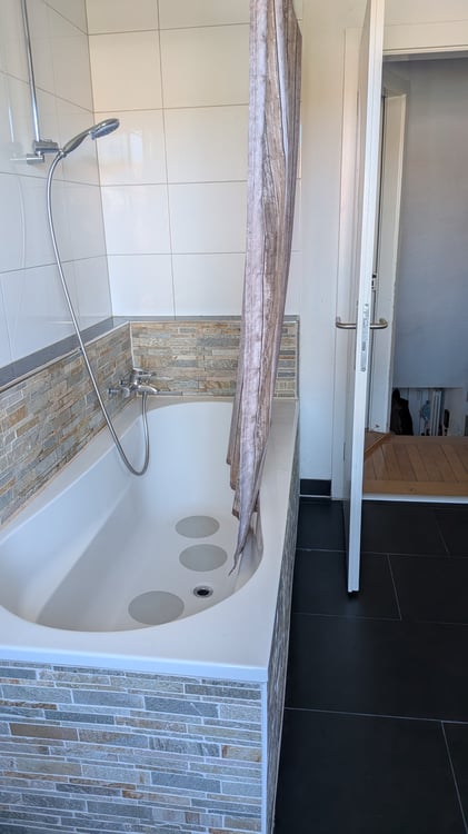 Exklusives und Charmantes 5-Zimmer-Reihen EFH mit Garten im urbanen Kreis 5 8