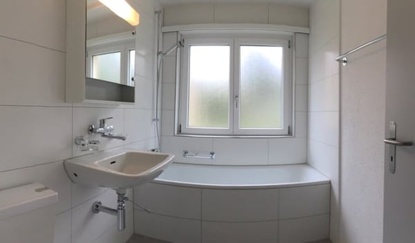 Gemütliche 2-Zimmer-Wohnung mit Balkon in Wittenbach 8