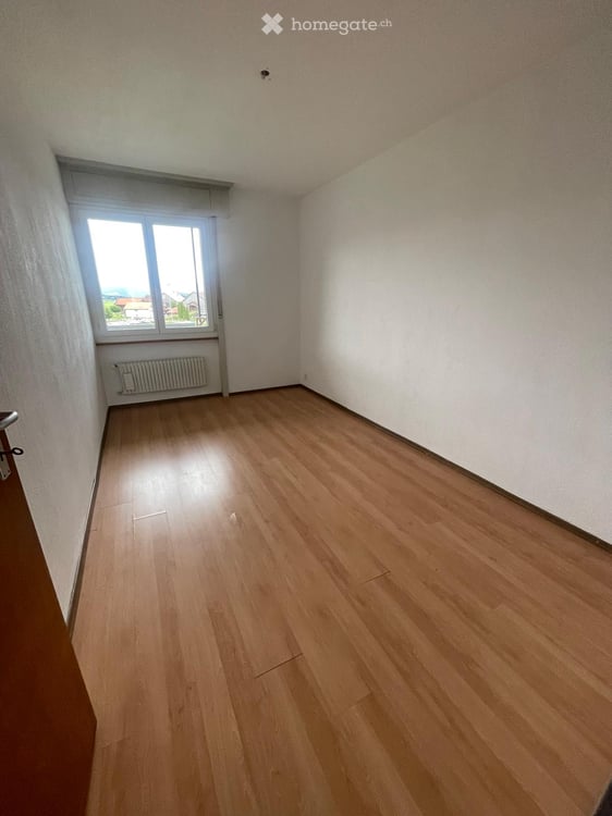 Superbe appartement de 3.5 pièces au coeur du village Ursy avec vue sur la campagne 7