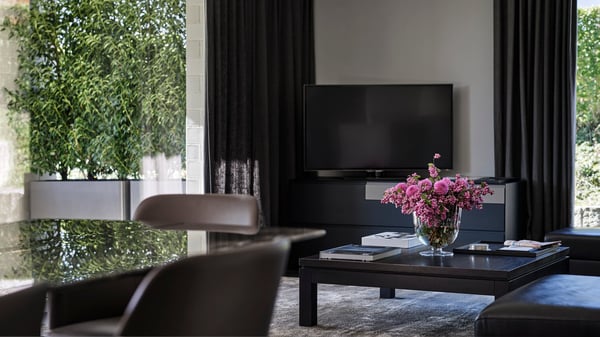 Luxury Furnished 4.5 Room Garden Apartment 8