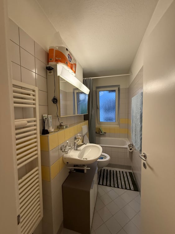 Helle, möbilierte 3-Zimmer-Wohnung im 3. Obergeschoss in Dübendorf Untermieter gesucht 10