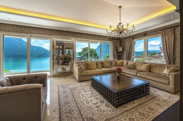 Rare Lakefront Penthouse in Lugano – Available to Non-Swiss Buyers 3