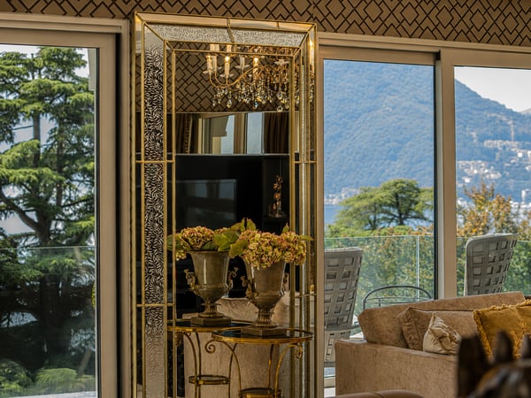 Rare Lakefront Penthouse in Lugano – Available to Non-Swiss Buyers 22